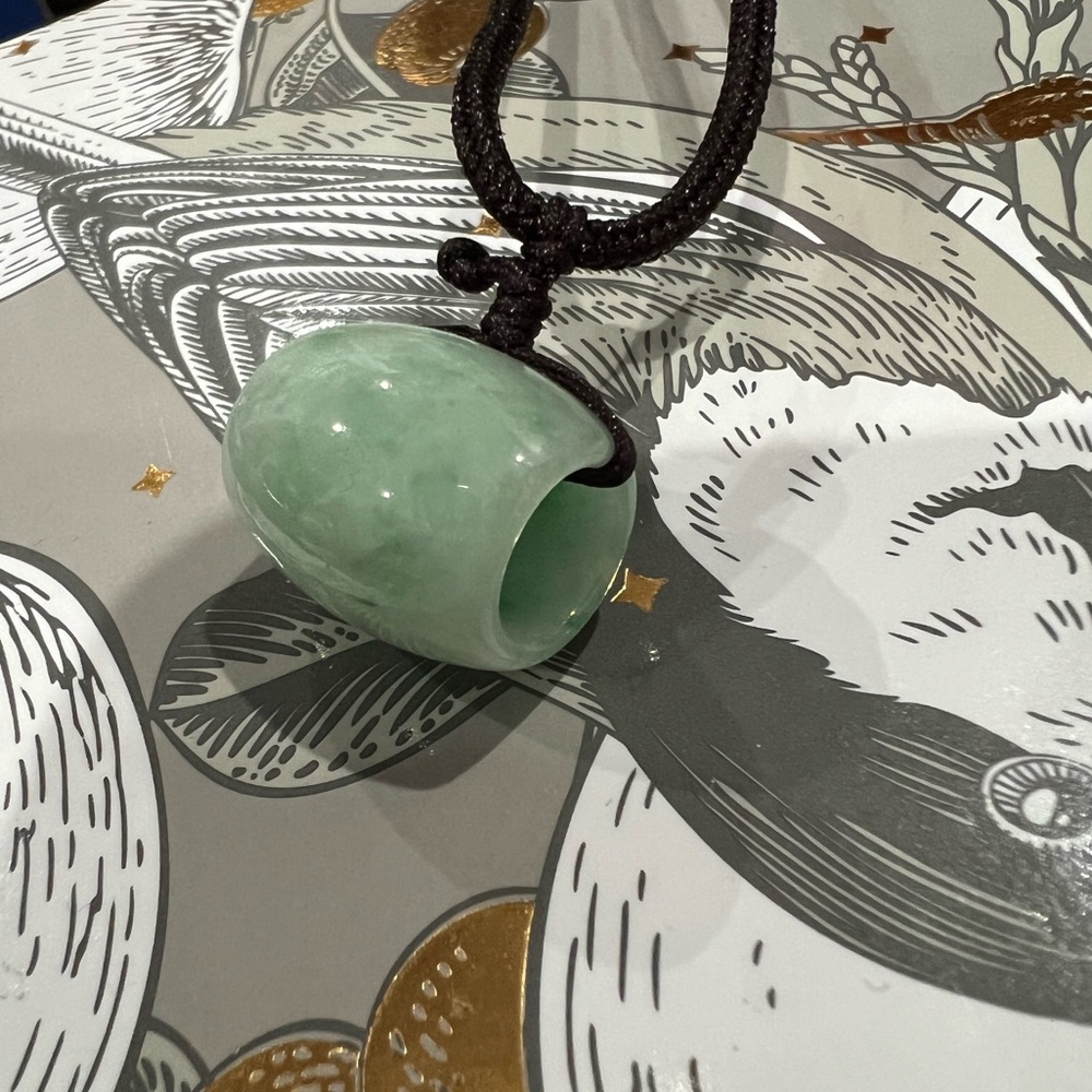 LuLu Tong Jade Pendant